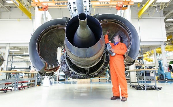 傳統(tǒng)航空發(fā)動(dòng)機(jī)孔探面臨挑戰(zhàn) 傳統(tǒng)航空發(fā)動(dòng)機(jī)孔探面臨挑戰(zhàn)